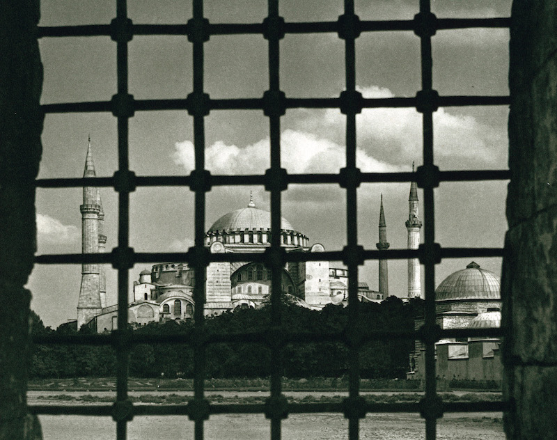 Hagia Sophia, Istanbul, photographed by Orthmar Pferschy during the first decade of the Turkish Republic, c. 1930. © Look and Learn/Bridgeman Images.