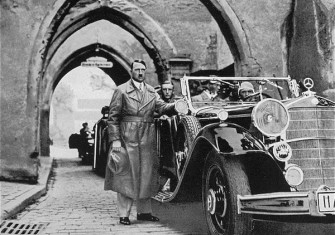 Adolf Hitler pays a visit to the Landsberg prison ten years after his release, June 1934. United States Holocaust Memorial Museum, courtesy of Richard Freimark.